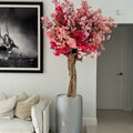 Lissabon-Blumenvase in glänzendem Silber mit personalisierten dreifarbigen rosa Kirschblüten